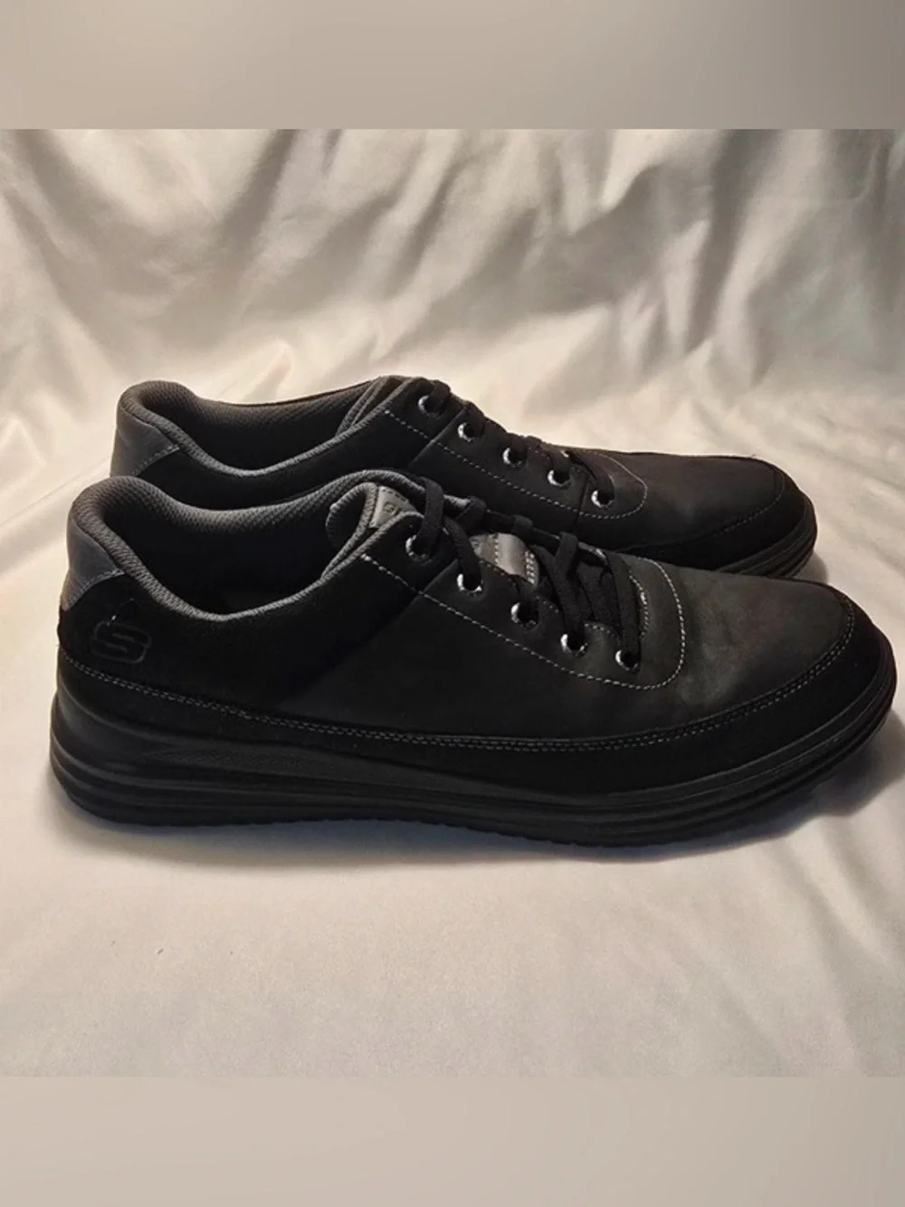 Skechers Proven - Aldeno Men's Leather Casual Sneakers - Black - Size 11.5 US